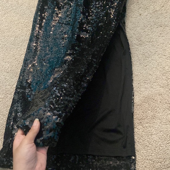 Sequin Slit Skirt - Picture 6 of 7
